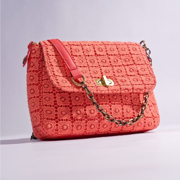 Darling Coral Lace Women’s crossbody Bag - Picture 2 of 9